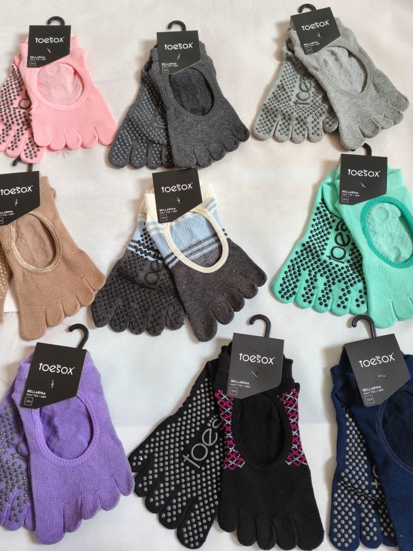 Calzini a cinque dita Toesox Y - Yoga Mat recensione e prezzo